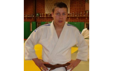 Une Nouvelle Ceinture Noire au club